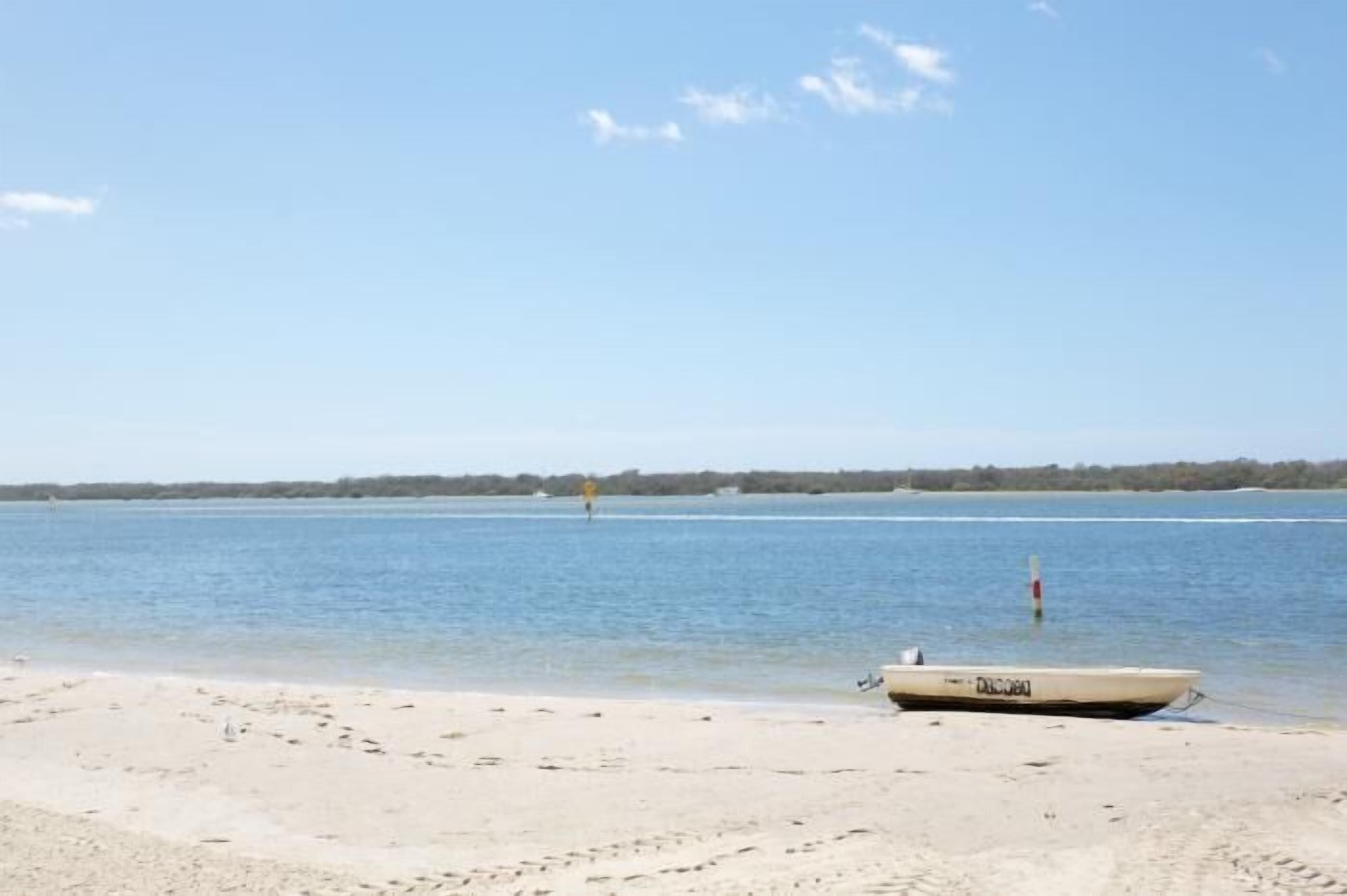 Bayview Beach Holiday Apartments — image 21