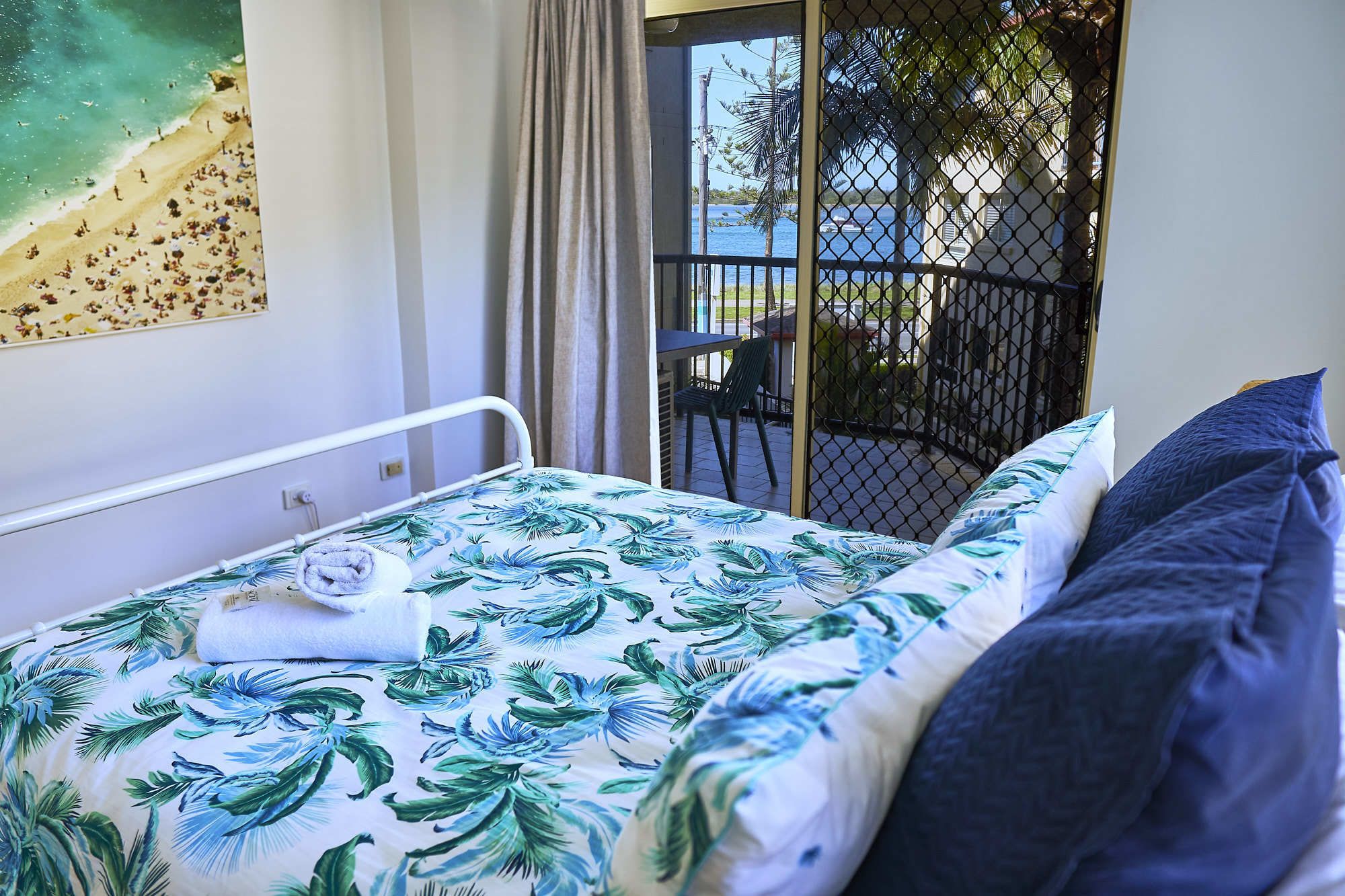 Bayview Beach Holiday Apartments — image 7