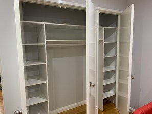 Fer et planche Ă repasser, accĂšs au Wi-Fi (inclus), literie fournie