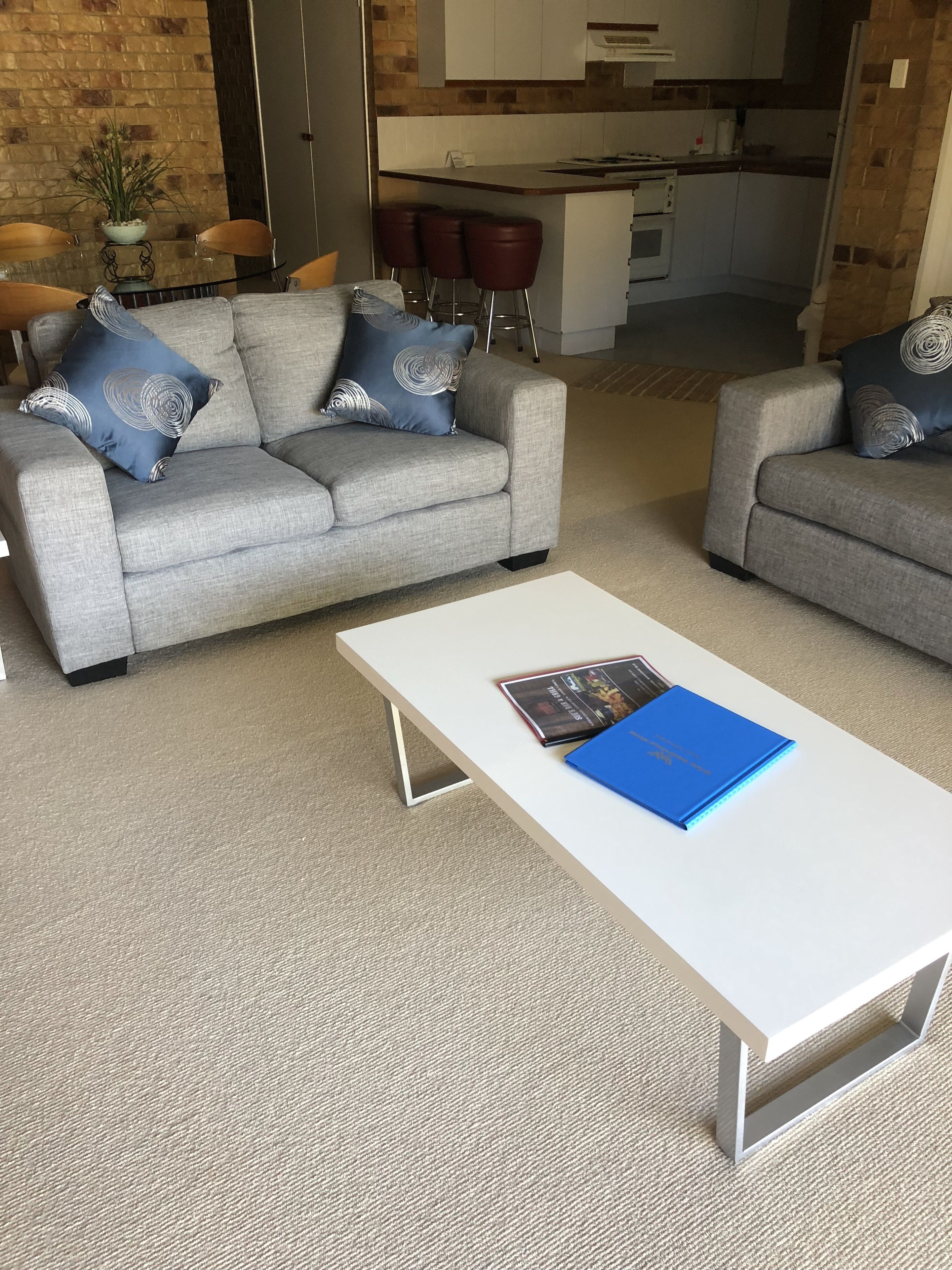 Leilighet, bassengutsikt | Individuelt innredet, skrivebord og skrivebord for bærbar PC