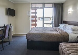 Roupas de cama premium, cofres nos quartos, quartos à prova de som