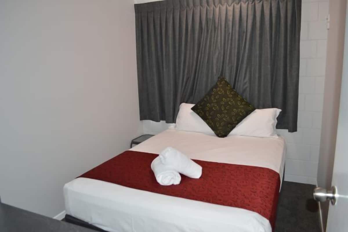 Ameublement unique, bureau, espace de travail pour ordinateurs portables