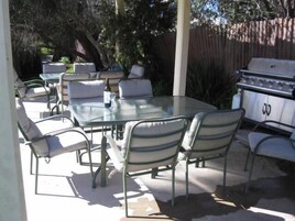 Área de parrillas y picnic