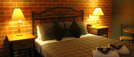 Bureau, rideaux dâobscurcissement, systĂšme dâinsonorisation