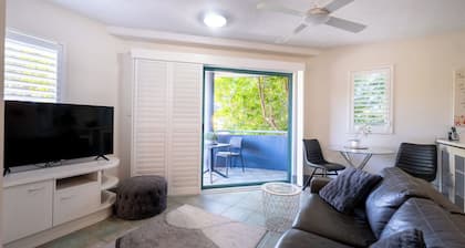 Noosa River Sandy Shores