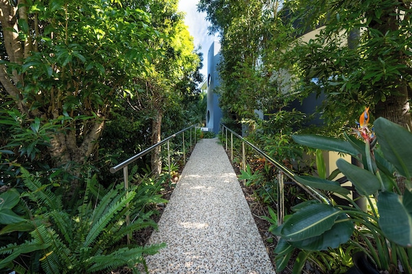 Entrée de l’hébergement