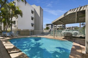 Outdoor pool - Surfcomber on the Beach (Maroochydore)