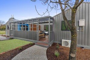 Superior Cabin, 3 Bedrooms | Terrace/patio