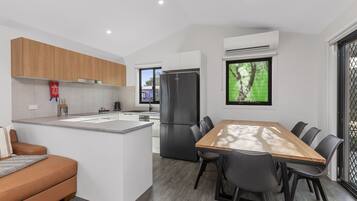 Superior Cabin, 3 Bedrooms | Iron/ironing board, cots/infant beds, free WiFi, bed sheets