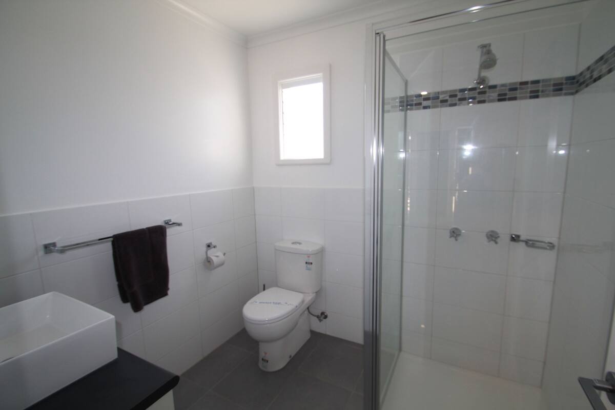 family room | bathroom | shower, towels