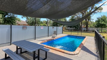 Piscina stagionale all'aperto