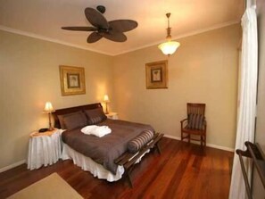 Standard Room, Non Smoking, Balcony (Luxurious Queen Room) | Iron/ironing board, free WiFi