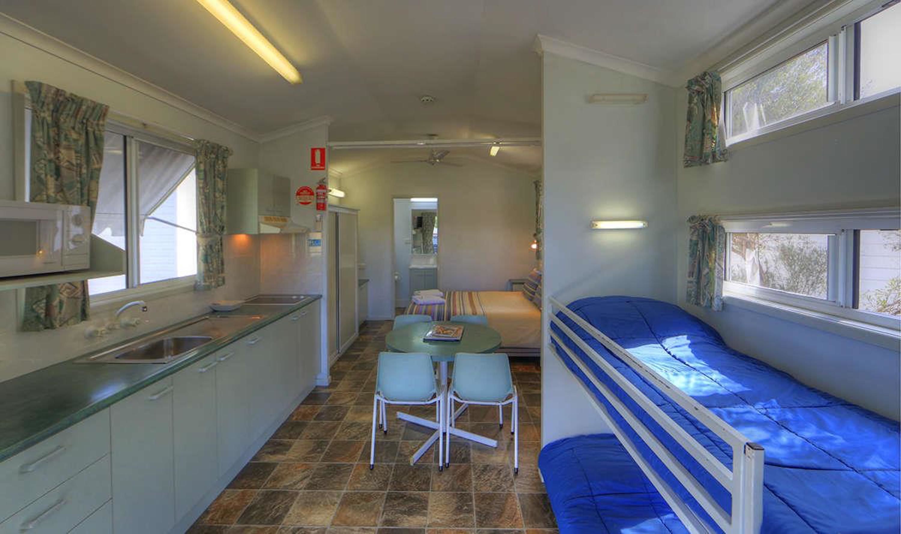 Ensuite Cabins | Living area