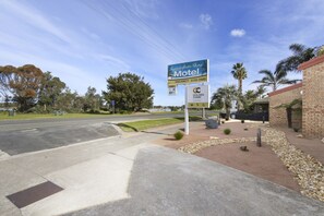 숙박 시설 정면