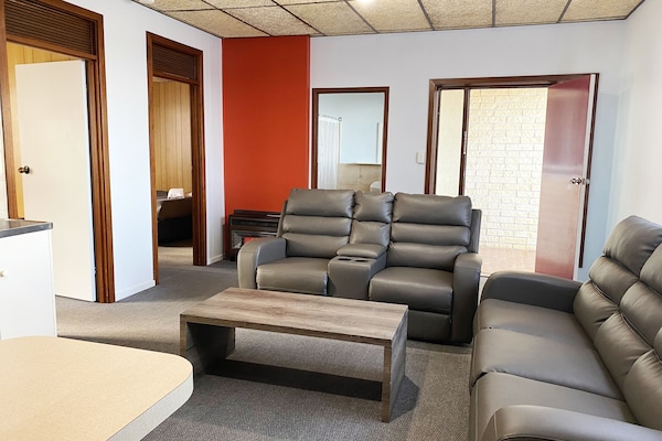 Comfort Cabin, 2 Bedrooms | Living area