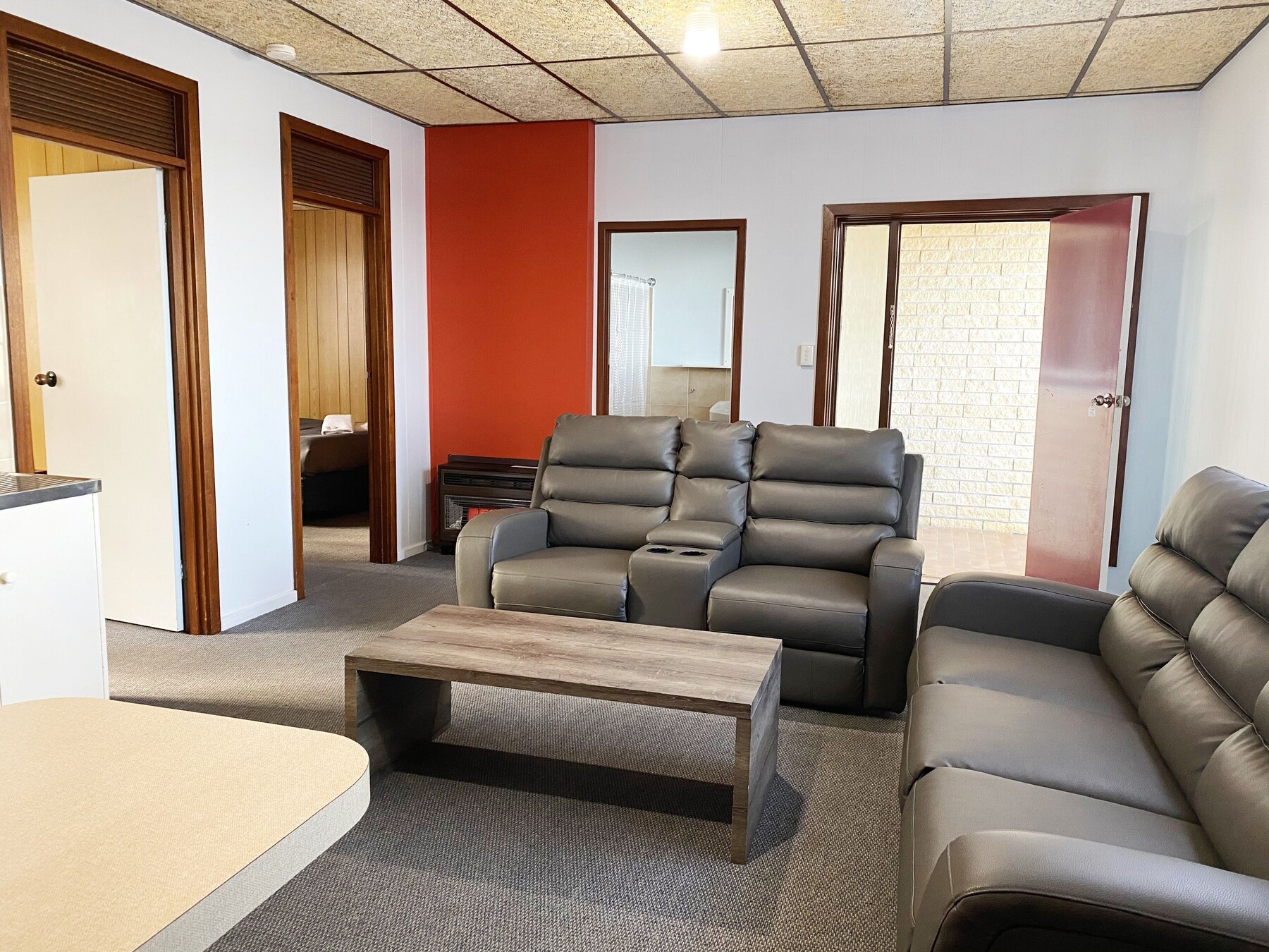 Comfort Cabin, 2 Bedrooms | Living area