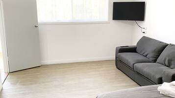 Premium bedding, cots/infant beds, bed sheets