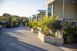 Balcony view - Karrinyup Waters Resort (Gwelup)