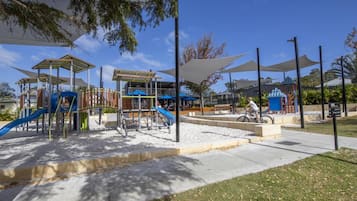Children’s play area – outdoor