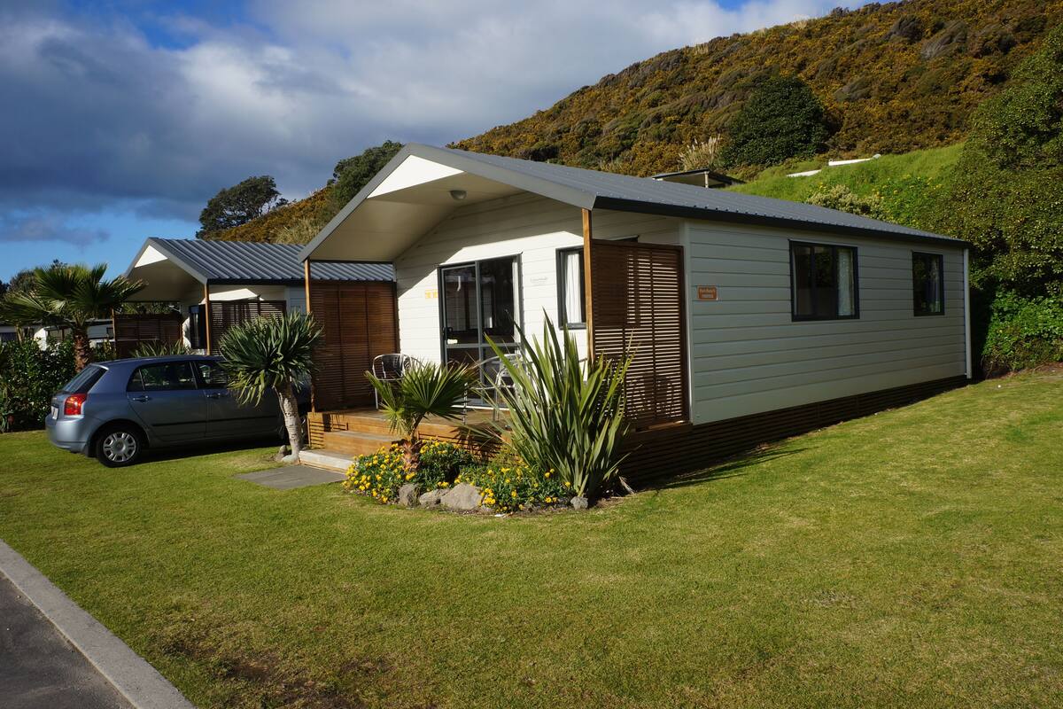 Standard Suite, 2 Bedrooms, Kitchen (Park Motel) | Terrace/patio