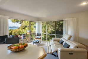 Standard Apartment, 1 Bedroom, Non Smoking, Kitchen (Garden Suite) | Living area | Flat-screen TV