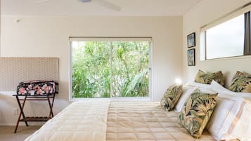 Căn hộ Tiêu chuẩn, 1 phòng ngủ, không hút thuốc, bếp (Garden Suite) | 1 phòng ngủ, phòng cách âm, bàn ủi/dụng cụ ủi quần áo