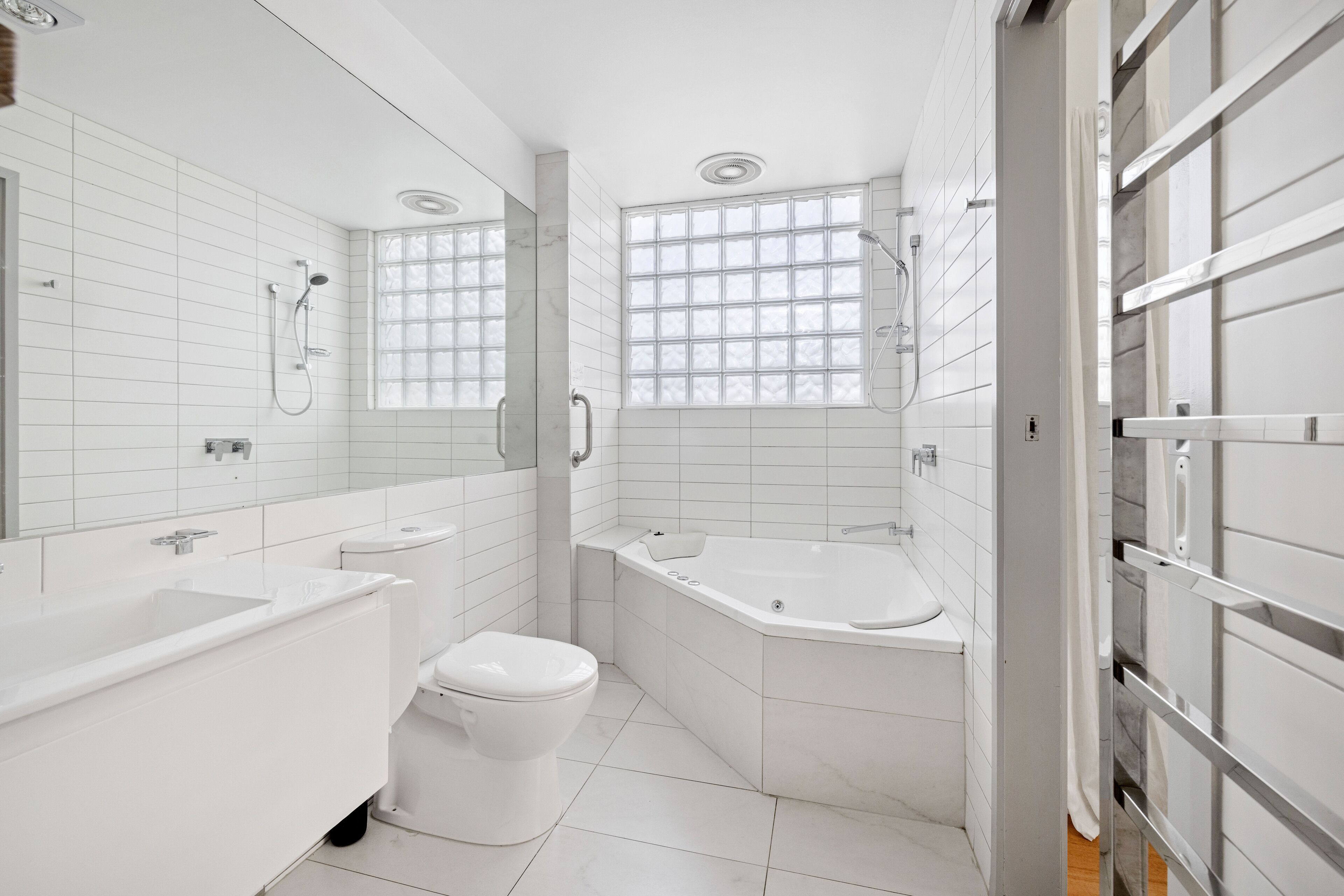 spa room - 1 queen, 1 double & 1 single | bathroom | hair dryer, towels