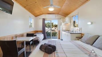 Deluxe Suite, 1 Bedroom, Non Smoking, Kitchenette (Deluxe HarbourView Villa) | Premium bedding, free WiFi, bed sheets