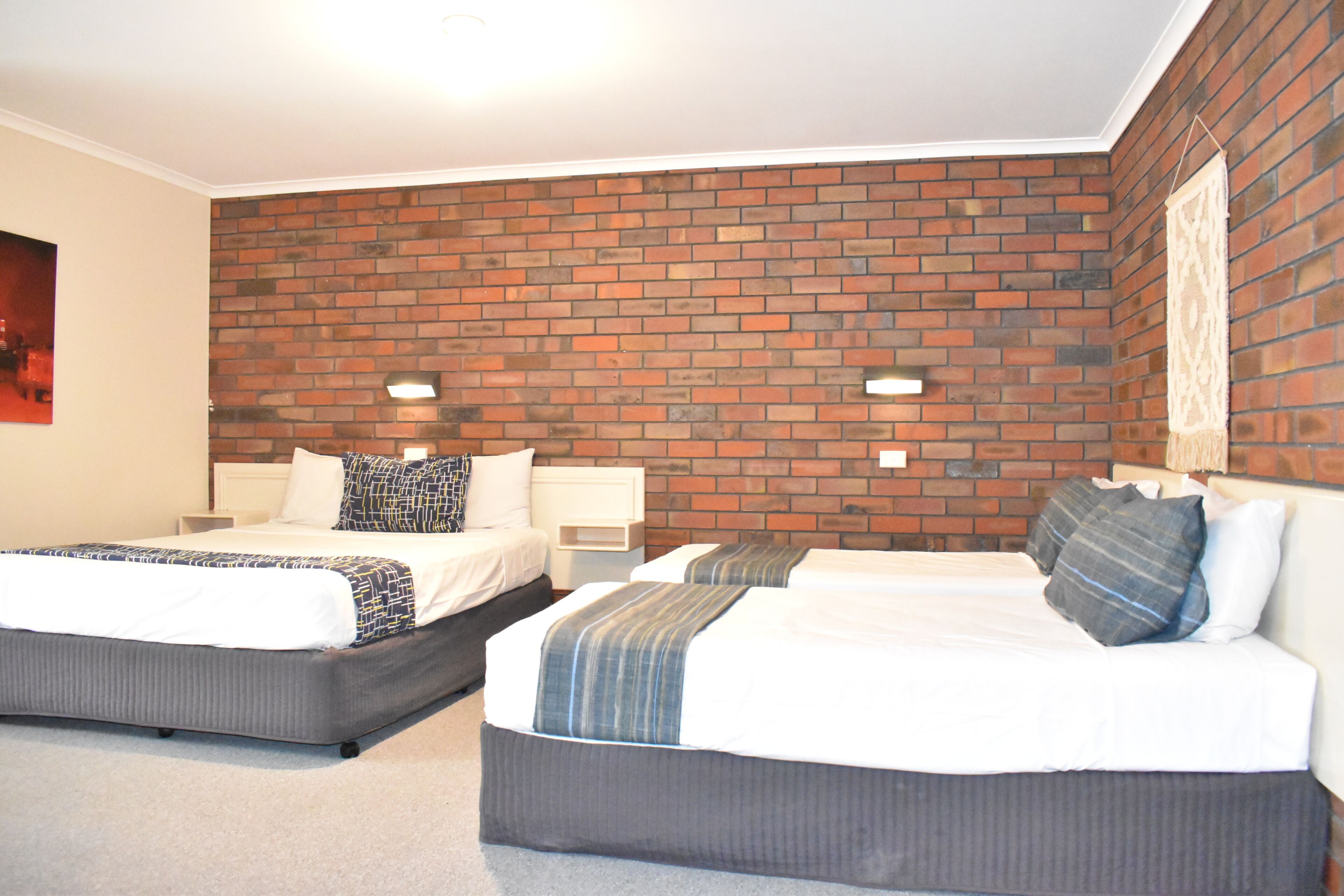 Down comforters, free minibar, individually furnished, desk