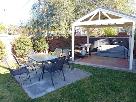 Área de parrillas y picnic