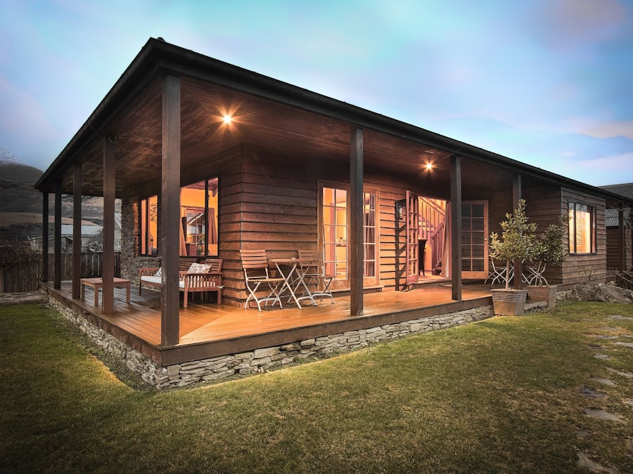 Luxury House | 3 bedrooms, premium bedding, down comforters, pillowtop beds