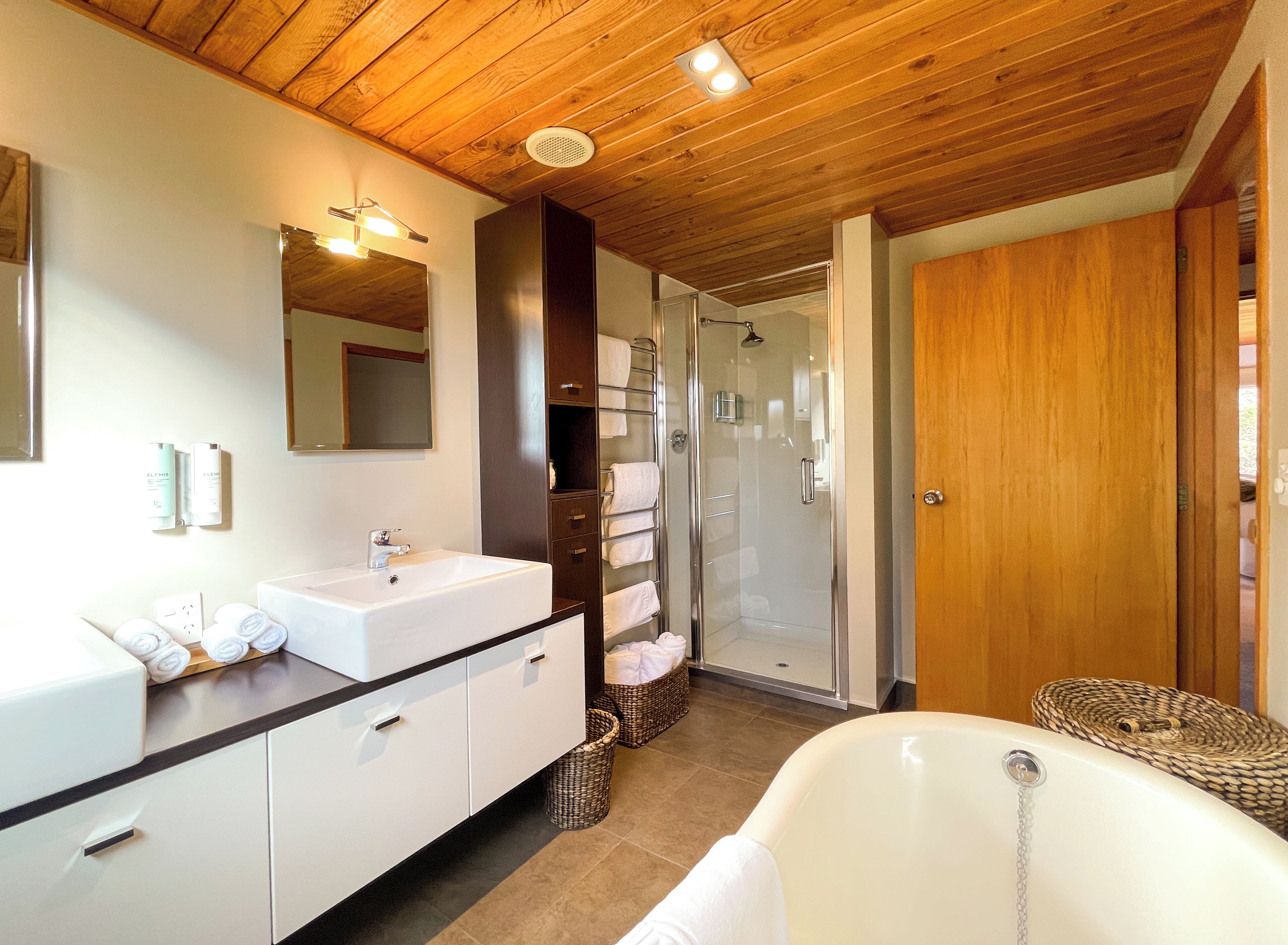 Luxury House | Bathroom