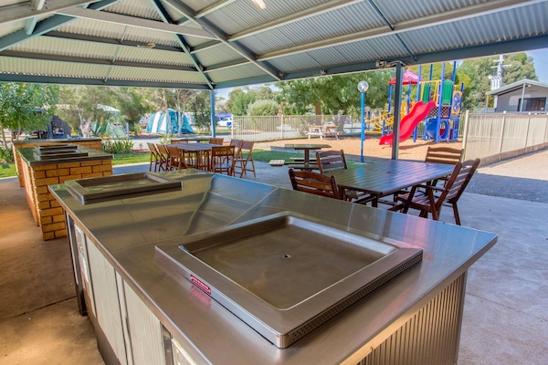 Área de parrillas y picnic