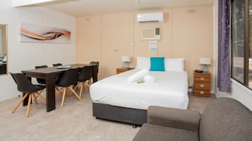 Standard Cabin (Sleeps 6) | Soundproofing, iron/ironing board, cots/infant beds, bed sheets