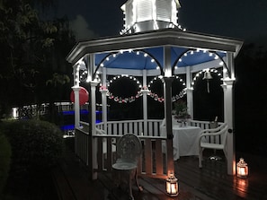 Lake - Lakeside Cottage (Kilsyth South)