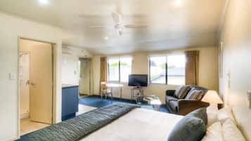 1 bedroom, soundproofing, iron/ironing board, free WiFi