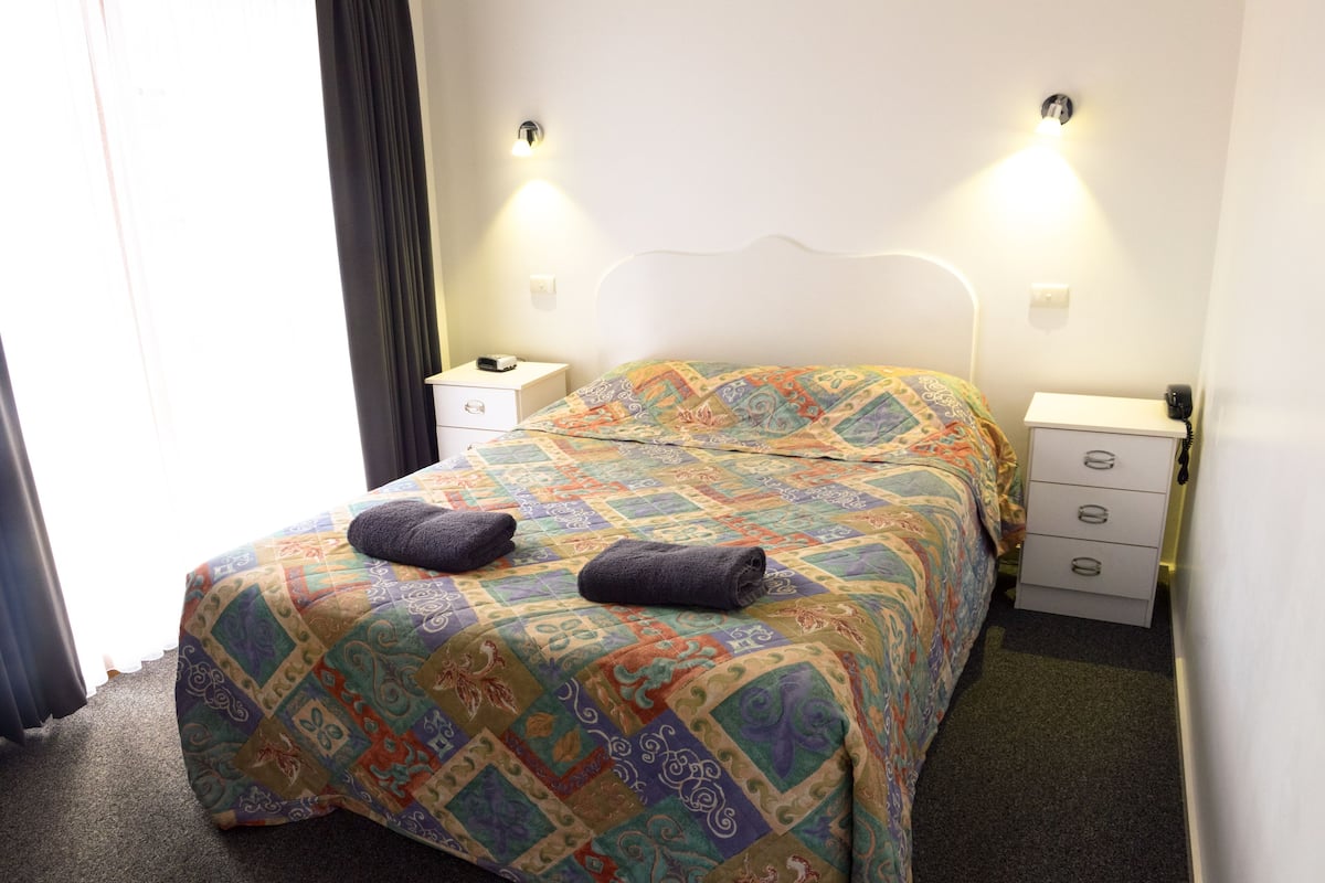 Camera familiare, non fumatori (Family room) | Ferro/asse da stiro, Wi-Fi gratuito, lenzuola