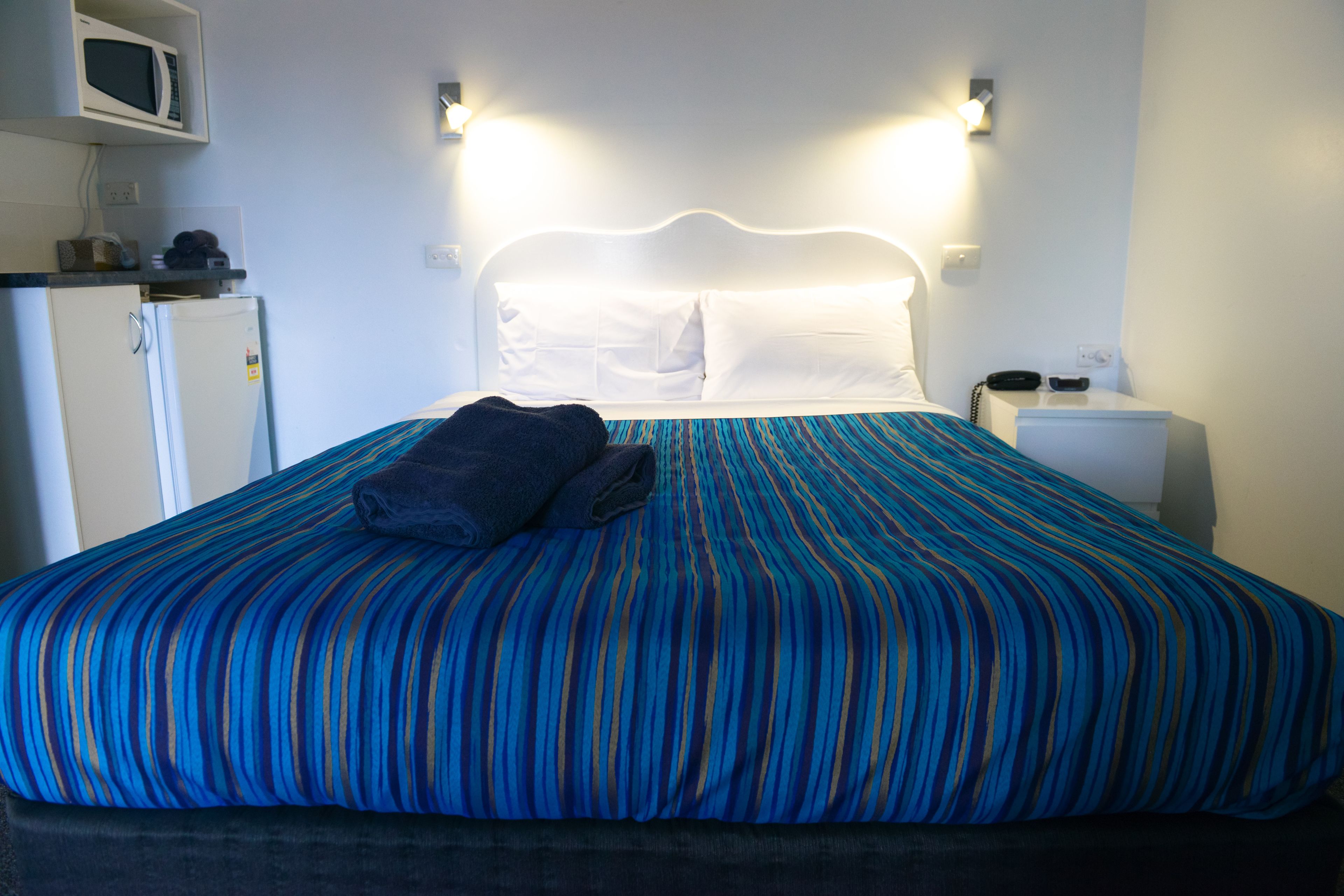 標準套房, 1 間臥室, 非吸煙房 (Standard Twin Room) | 熨斗/熨衣板、免費無線上網、床單