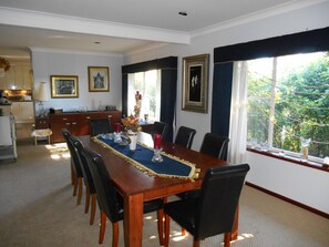 تناول الطعام