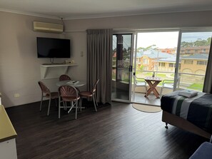 Family One Bedroom Suite with View | View from room - Ulladulla Harbour Motel (Ulladulla)