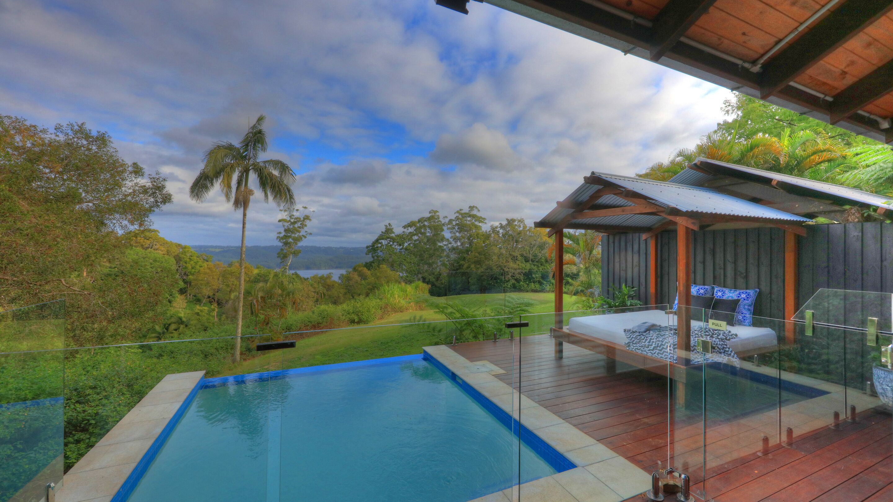 Lalique Cottage with Heated Plunge Pool | Terrace/patio