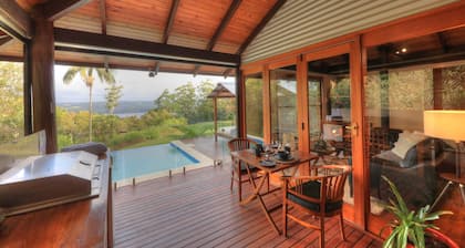 Misty View Cottages Montville