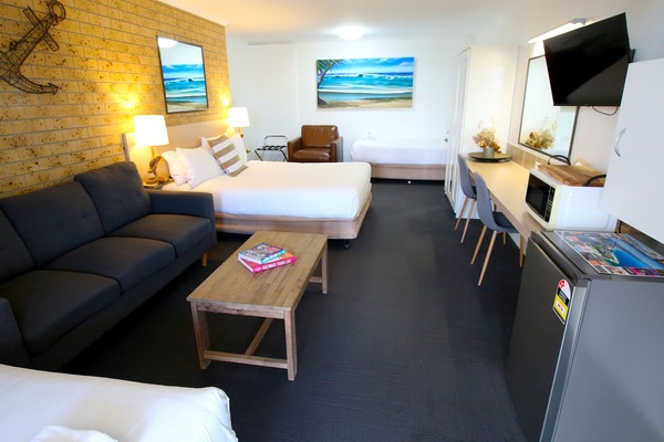 Family Room, Non Smoking (Triple)