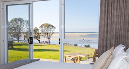 Pelican Sands Scamander