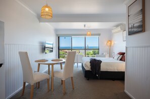 Restauration dans la chambre