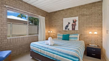 Standard Suite, 2 Bedrooms, Non Smoking, Kitchen (s/c unit for 4) | 1 bedroom, cots/infant beds, free WiFi, bed sheets
