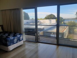 1 bedroom, cots/infant beds, free WiFi, wheelchair access