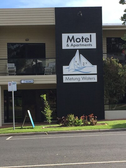 Metung Waters