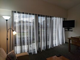 1 bedroom, cots/infant beds, free WiFi, wheelchair access