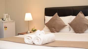 Desk, iron/ironing board, free WiFi, bed sheets